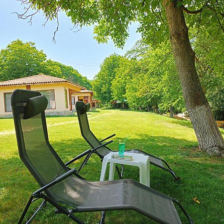 Perperеshka River Villas Stremtsi エクステリア 写真