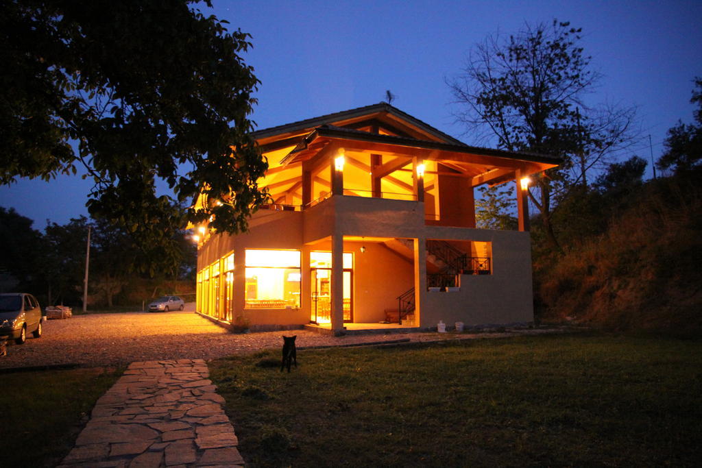 Perperеshka River Villas Stremtsi エクステリア 写真