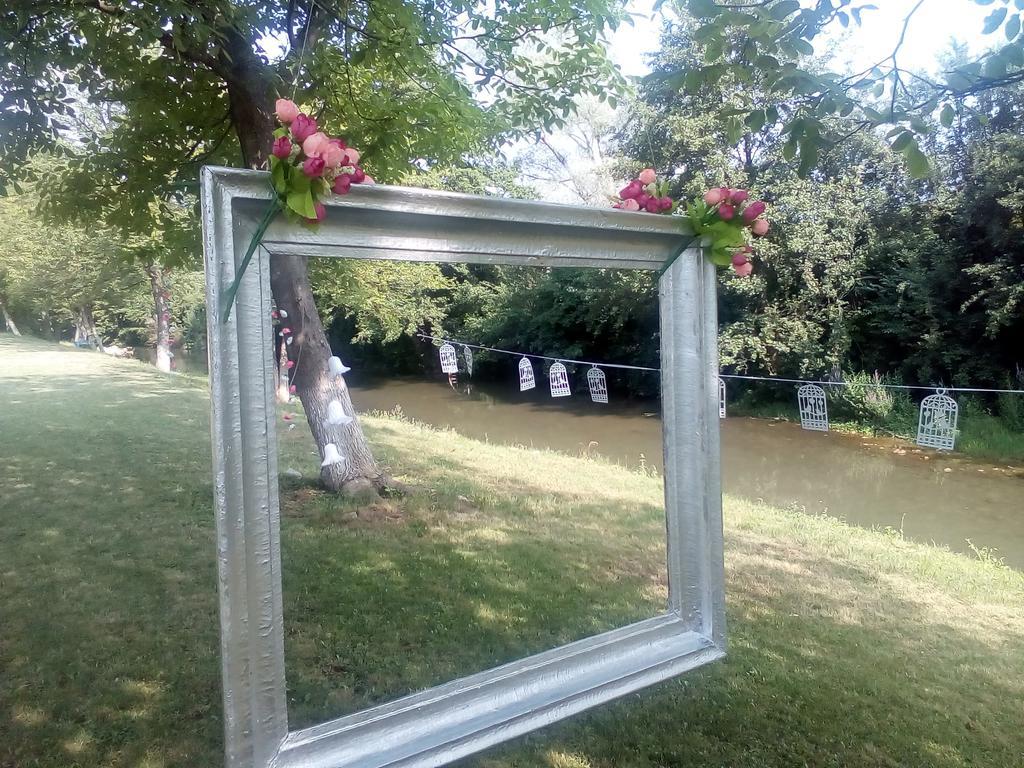 Perperеshka River Villas Stremtsi エクステリア 写真