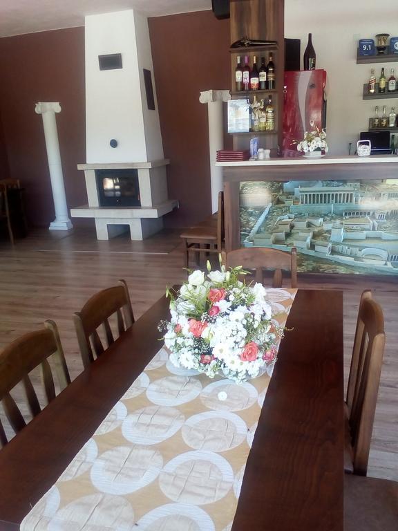 Perperеshka River Villas Stremtsi エクステリア 写真