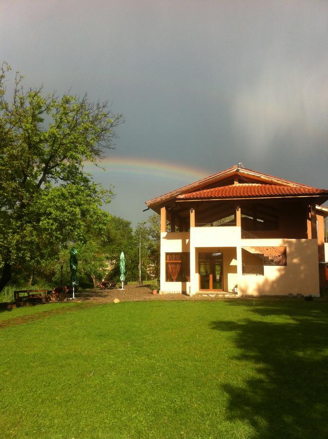 Perperеshka River Villas Stremtsi エクステリア 写真