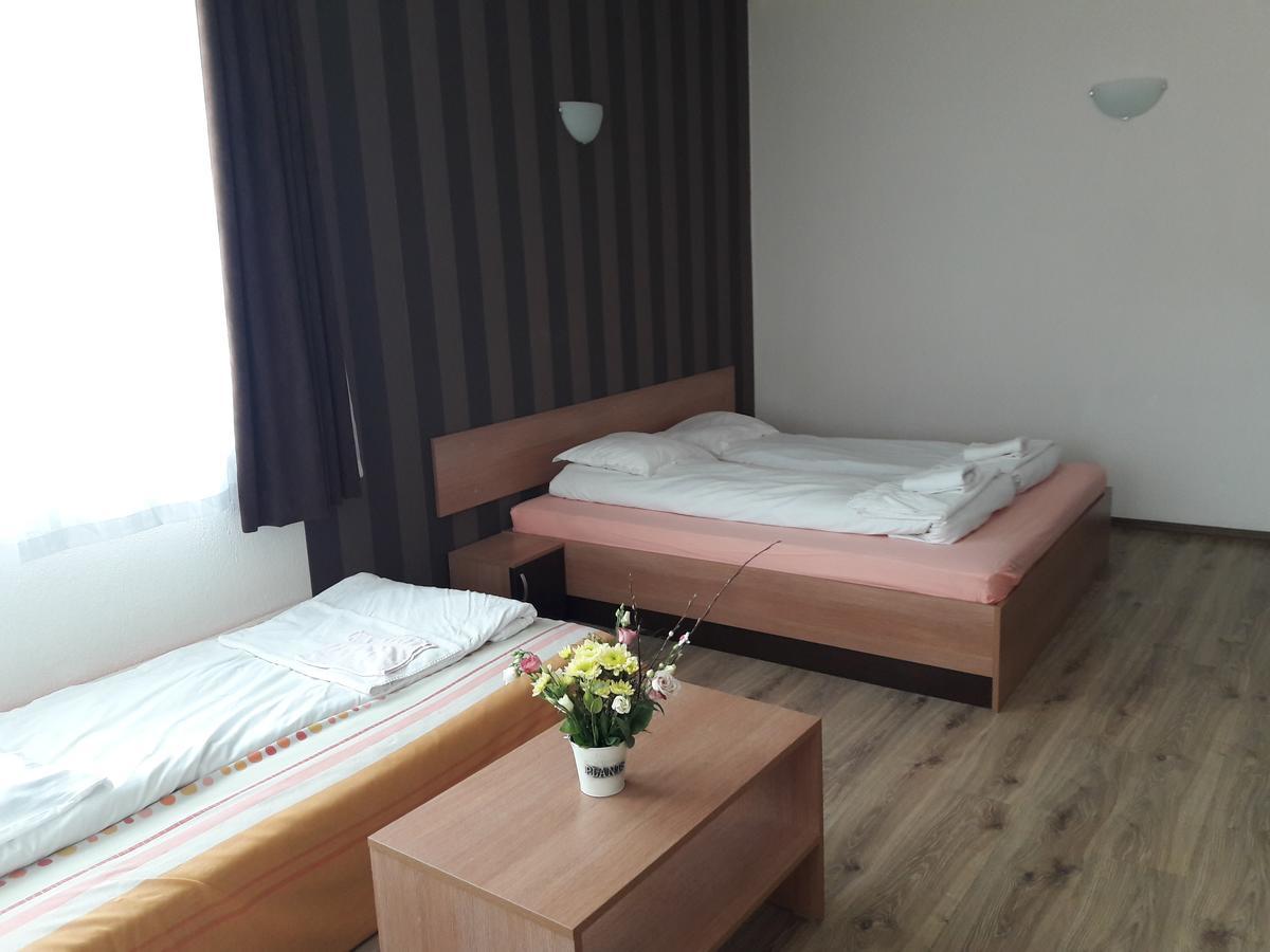 Perperеshka River Villas Stremtsi エクステリア 写真